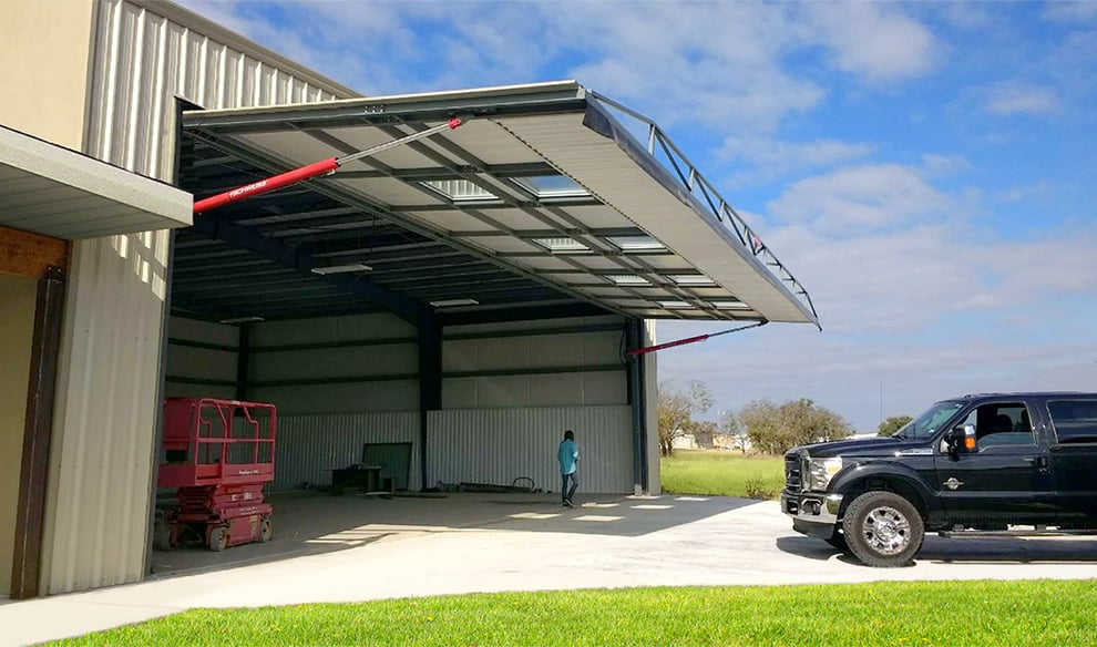 Maintenance for Hydraulic Hangar Doors